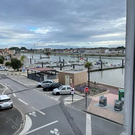 Gravelines Beach Apartment *